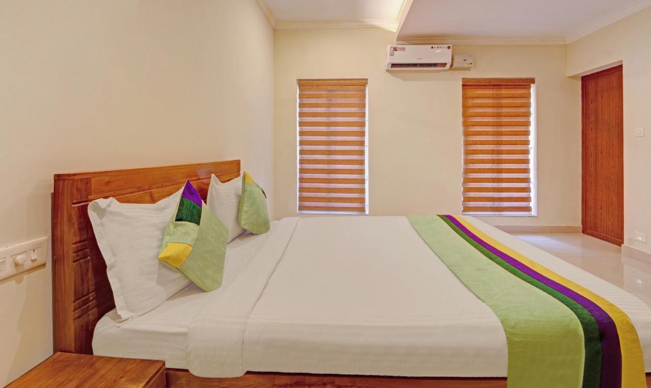 Guruvāyūr Sreepathi Nirmalyam 400 Mts From Guruvayoor Temple酒店 外观 照片